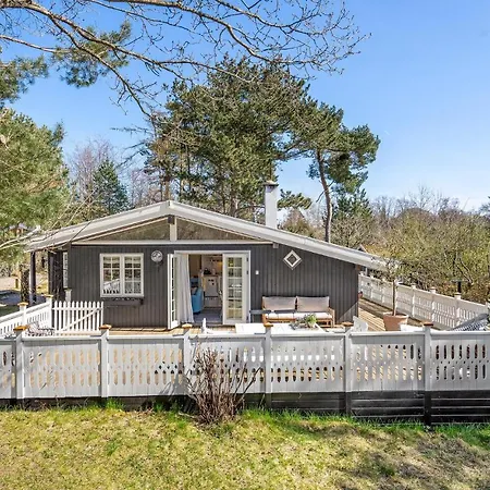 Baroniet Hornbaek I Dronningmølle